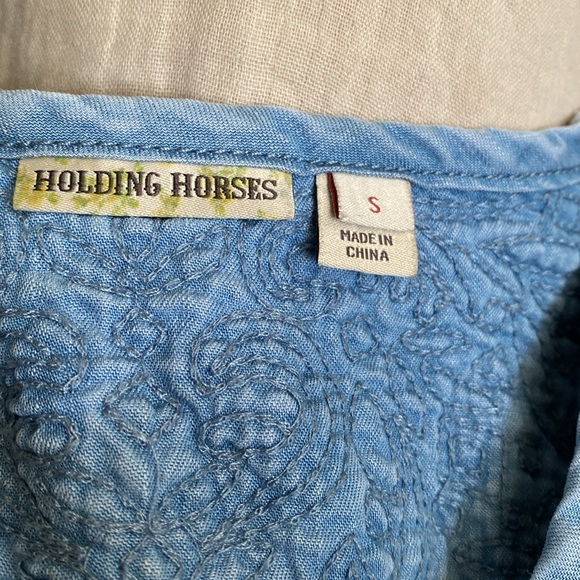 ANTHROPOLOGIE Holding Horses Embroidered Chambray Dress / Size Small - Picture 7 of 8